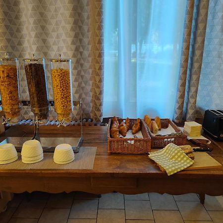 Hotel Au Val Dore 라루브불 외부 사진