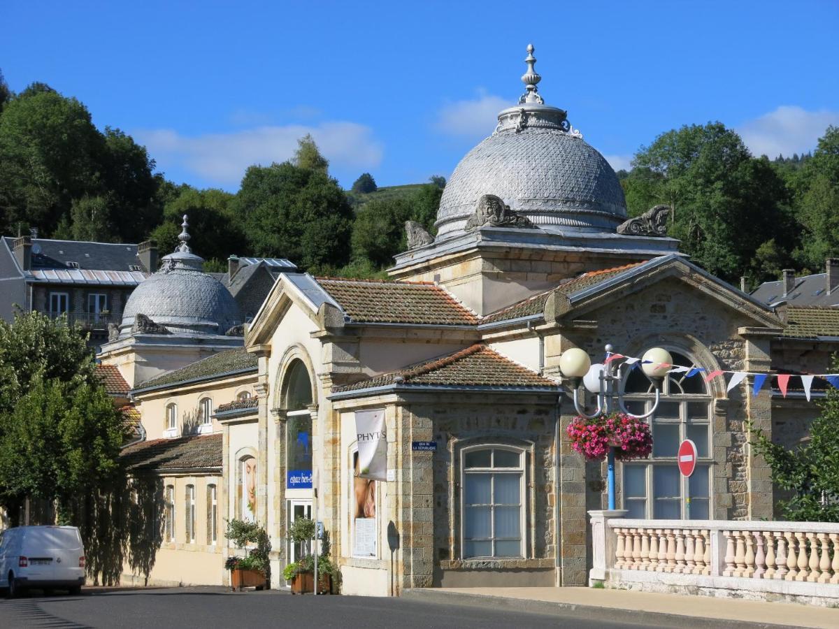 Hotel Au Val Dore 라루브불 외부 사진